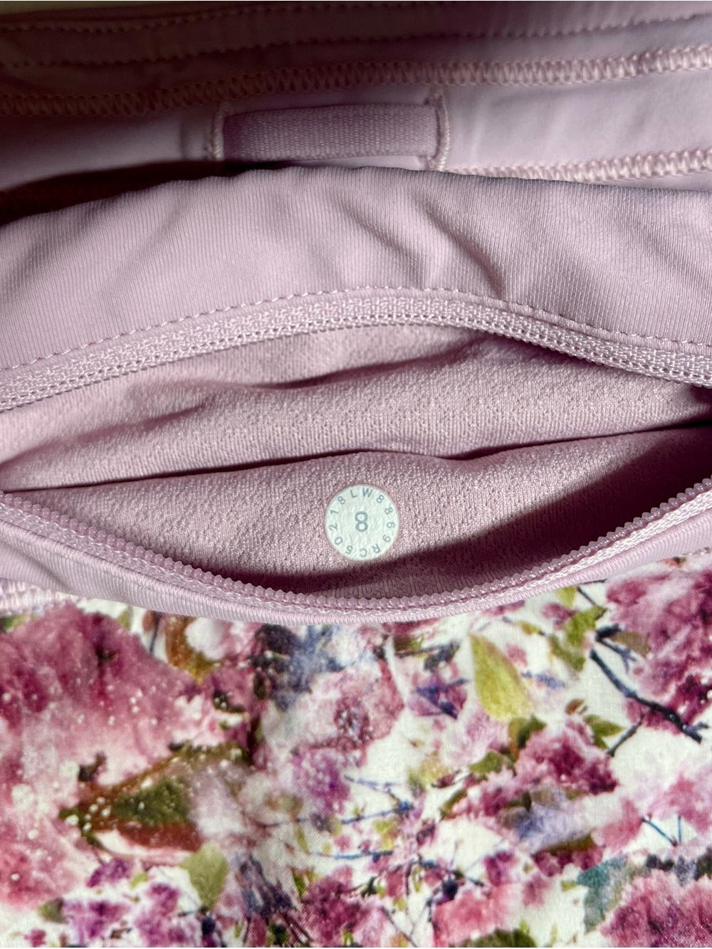 Lululemon Play Off The Pleats Skirt Skort Blossom Spritz Pink Chalk Floral-SZ 8 - Picture 6 of 8
